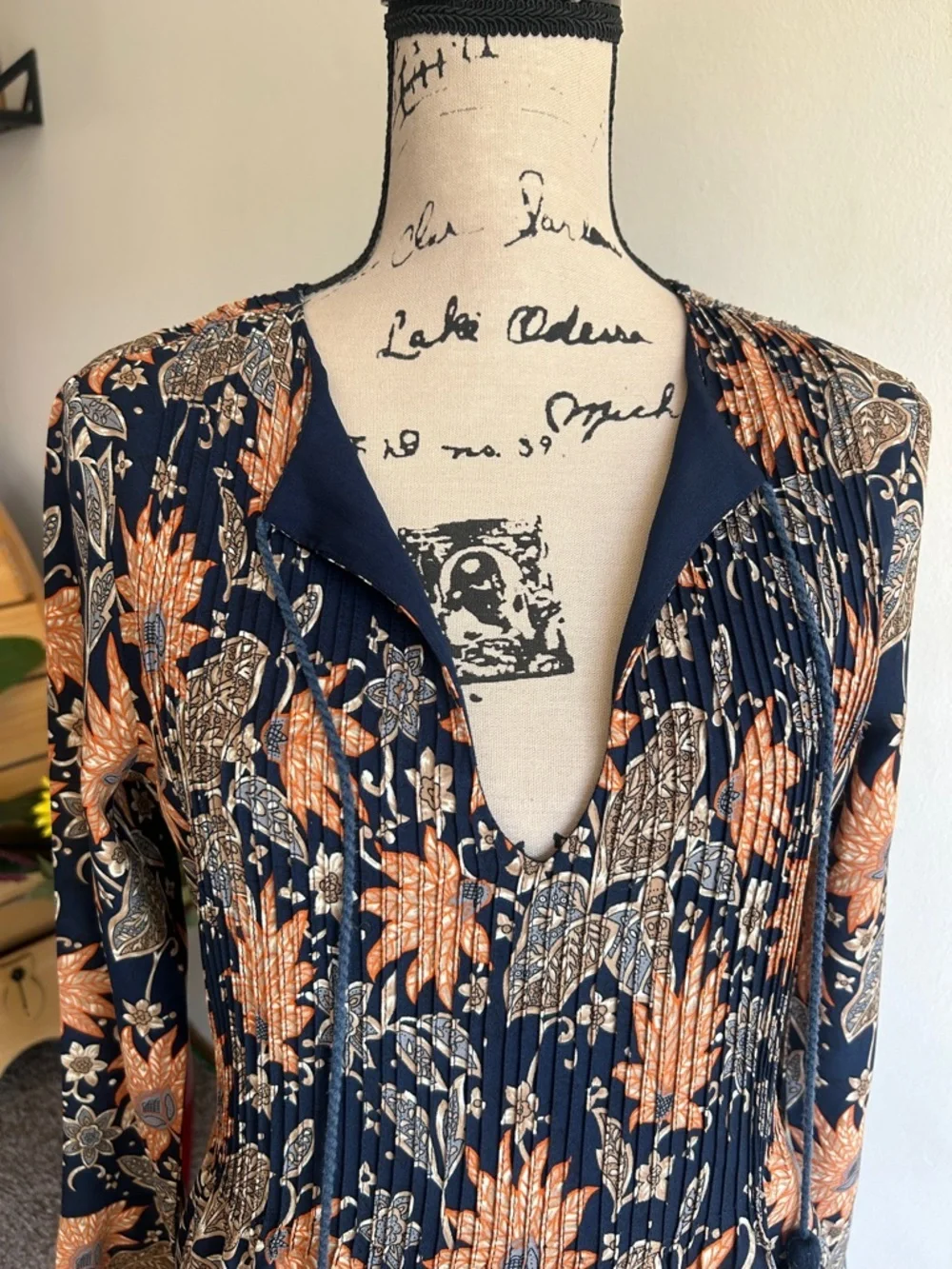Tularosa Audrey Himalayan Floral Print Boho Navy Dress Size Small